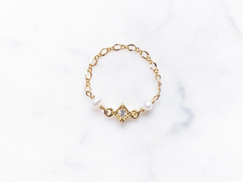 ::Classic Chain Ring :: Mini Pearl Lingfang Small Diamond Chain Ring - แหวนทั่วไป - โลหะ 
