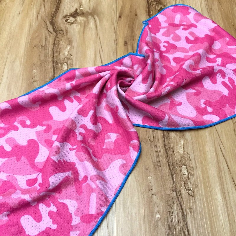 Cool towel - pink camouflage - อื่นๆ - เส้นใยสังเคราะห์ สึชมพู