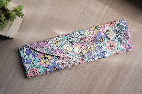 紜朵工坊｜精緻手作縫紉 手繪花朵 防水餐具收納袋