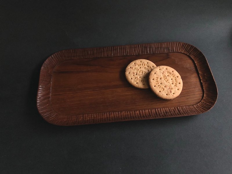 Hand-carved wooden plate/rounded rectangular plate/raw wood plate/dessert plate/teak wood - Plates & Trays - Wood Brown