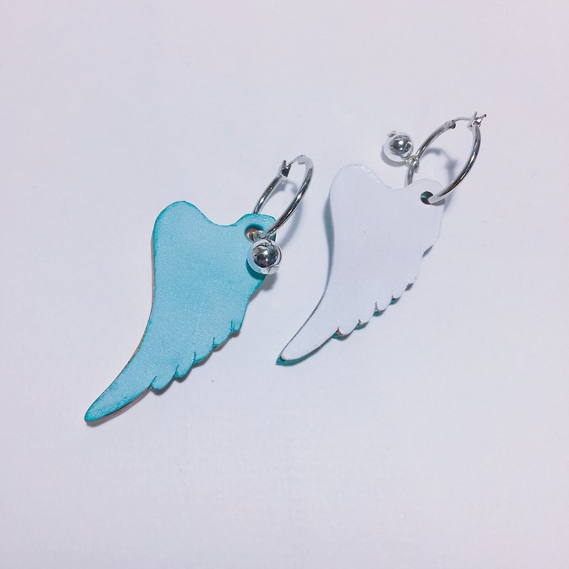 皮革天使翅膀耳環(薄荷綠x純淨白) - 耳環/耳夾 - 真皮 綠色