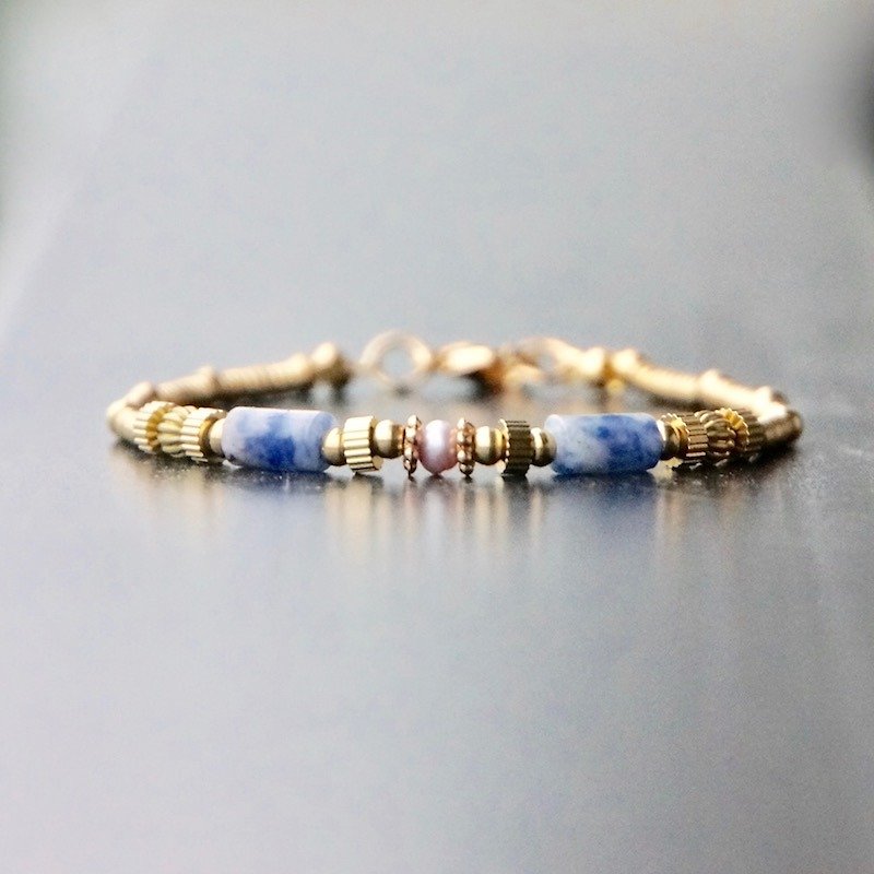 ITS-B904 [Natural Stone and Nereids and Artemis] Blue Stone Pearl Brass Bracelet 1 - Bracelets - Other Metals Gold