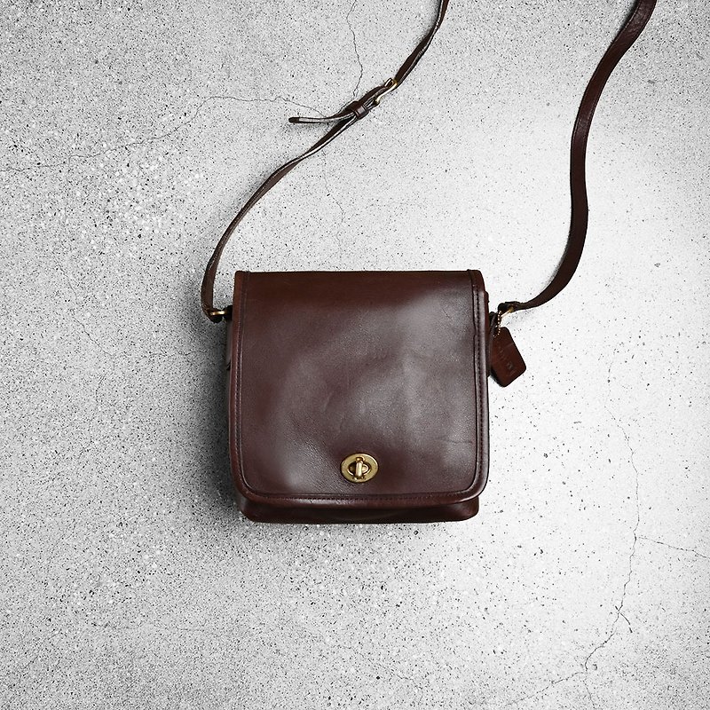 Vintage Coach Bag - Messenger Bags & Sling Bags - Genuine Leather Brown