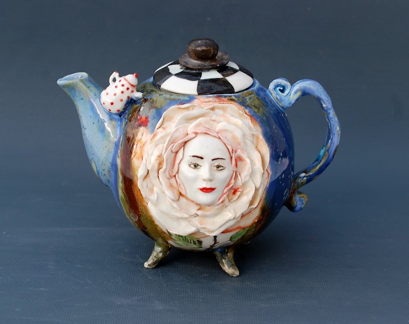 Handmade art teapot Talking Flowers Rose Alice in Wonderland Flower Face teapot - ถ้วย - เครื่องลายคราม หลากหลายสี