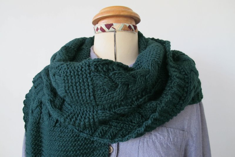 Lan毛線圍巾(麻花墨綠) - 圍巾/披肩 - 聚酯纖維 綠色