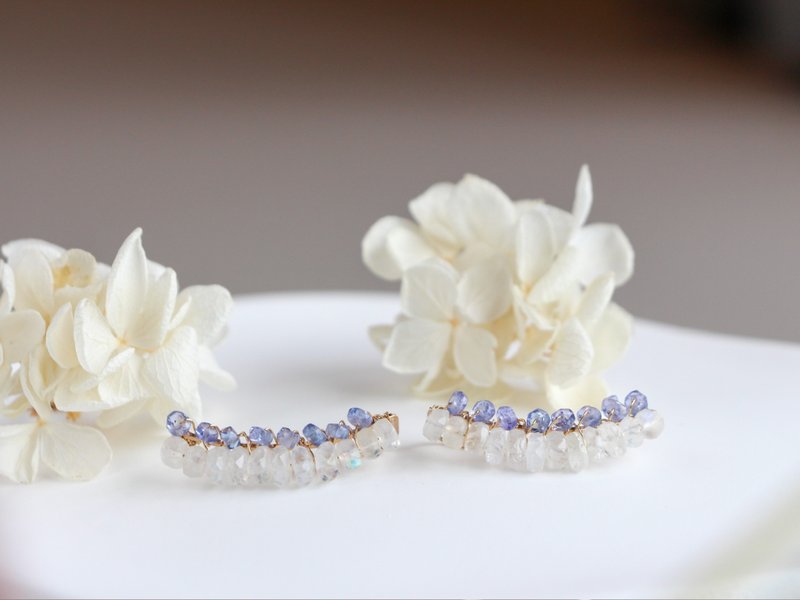 14kgf-tanzanite × rainbow moon stone classical ear climber - ต่างหู - โลหะ สีน้ำเงิน