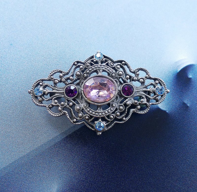 Vintage Jewelry 西洋古董飾品 1928 浪漫簍空 小巧  別針 - 徽章/別針 - 其他金屬 金色