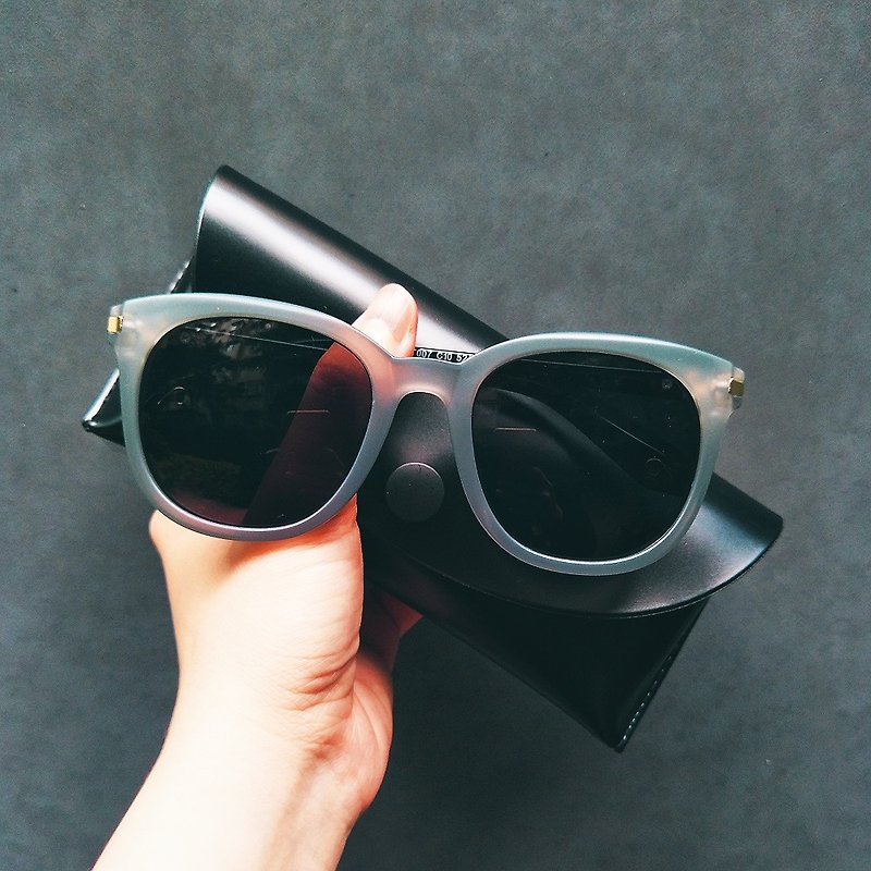 Blekk Ink Series | Sunglasses (Mist Gray) UV400 Polarized Sun Eyes - Sunglasses - Plastic Gray