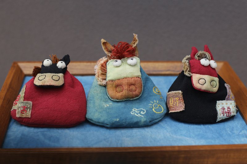 Original Design | Fully Hand-Sewn | Year of the Horse | Storage | Sachet | Dual-Purpose | New Year Gift | Customizable - Drawstring Bags - Cotton & Hemp Multicolor