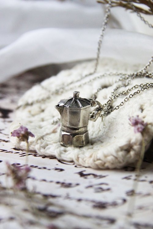 linenjewelry Moka pot necklace (Locket) (L Size) by linen.