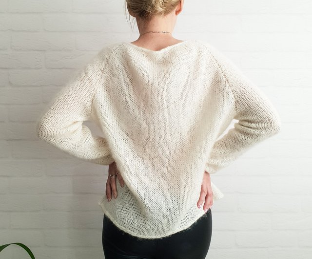 ミルキーなイタリアンモヘアを使用したニットジャンパー。 - ショップ Knitwear by Alena Pavliuk ニット・セーター -  Pinkoi