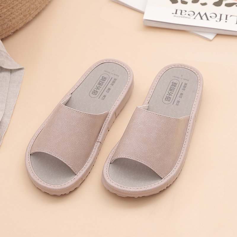 [Venonica] Instant Breathable Wenqing Style Water-absorbing Leather Indoor Slippers-Pink - Indoor Slippers - Plastic Pink