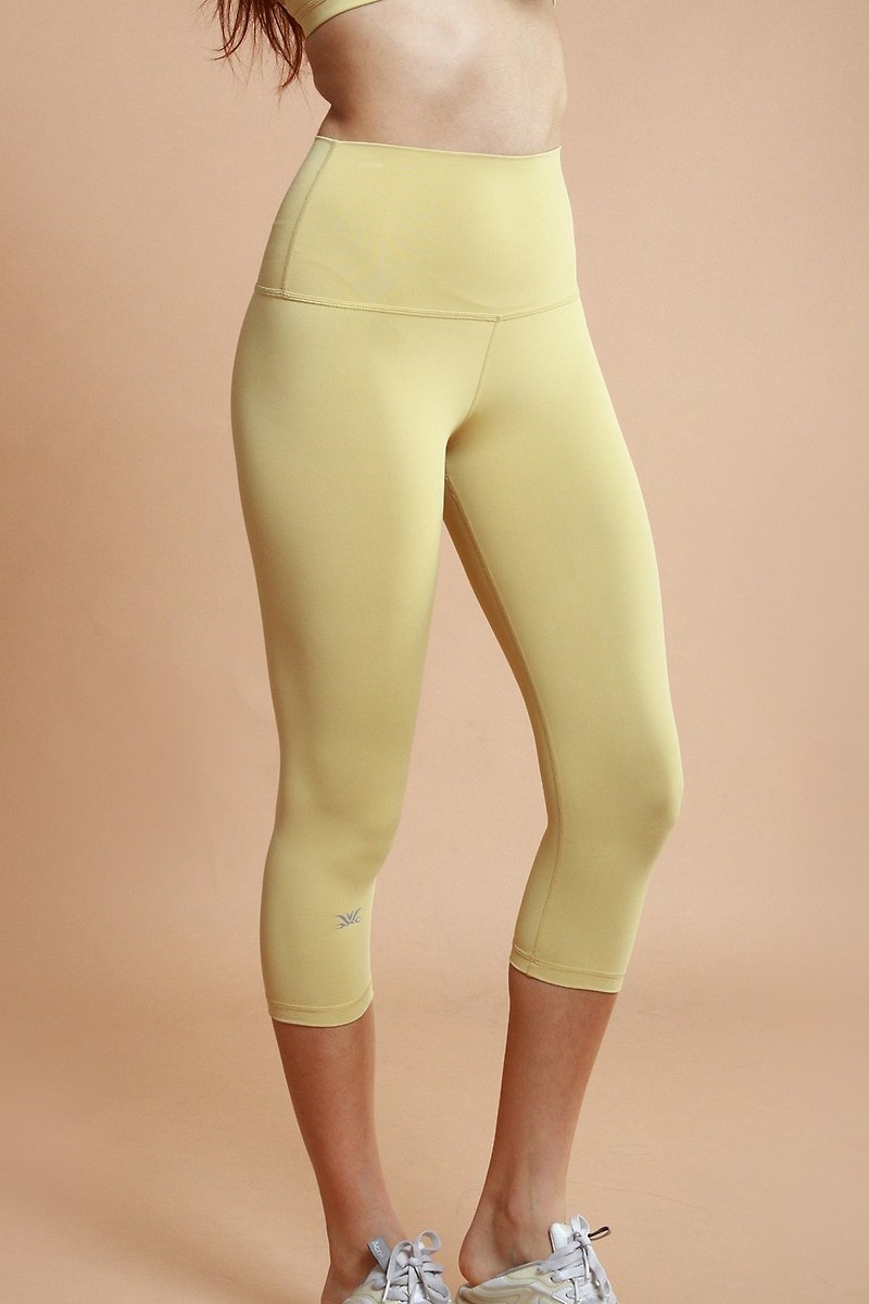 基本款高腰緊身七分褲 吸溼排汗 透氣台灣製-卡士達黃 - 瑜珈服/瑜珈褲 - 聚酯纖維 黃色