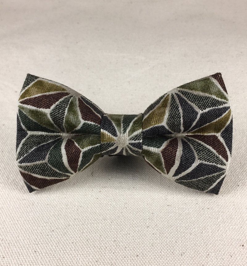 Mr.Tie Handmade Bow Tie Hand-stitched Bow Tie Item No. 139 - เนคไท/ที่หนีบเนคไท - ผ้าฝ้าย/ผ้าลินิน สีเขียว