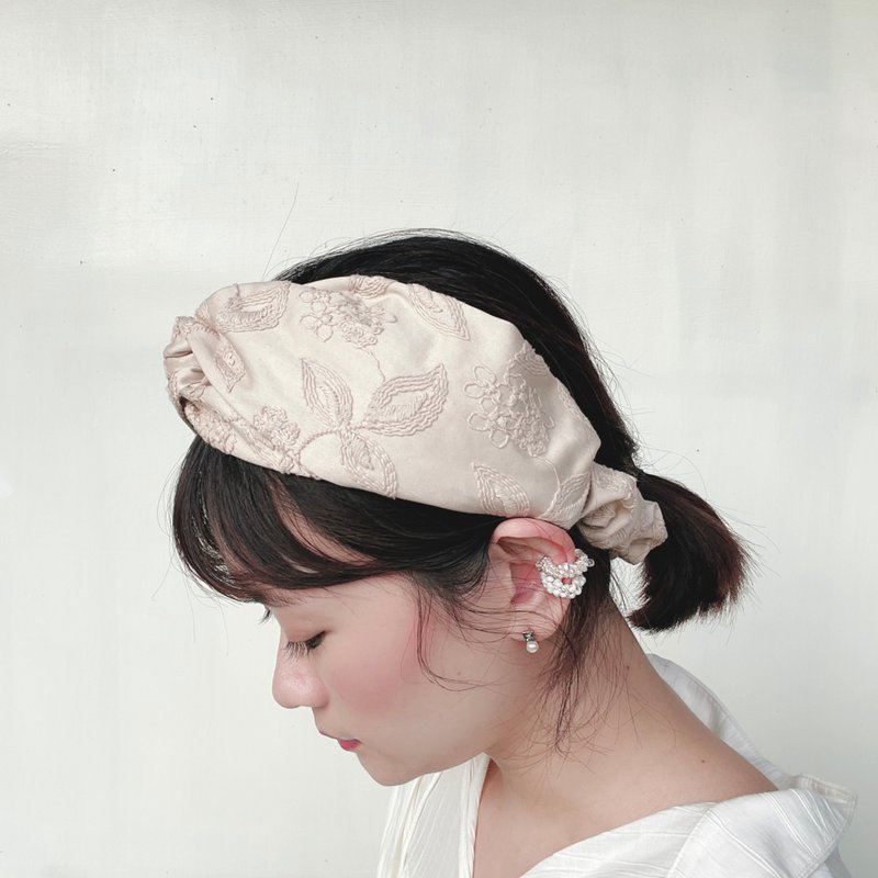 ミスボタニスト うざいミスヘアバンド 伸縮ヘアバンド アルミ糸ヘアバンド 刺繍 - ヘアアクセサリー - コットン・麻 オレンジ