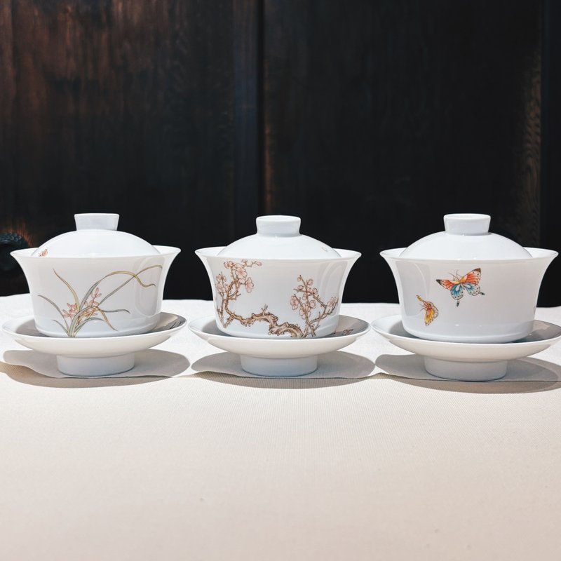 不言美器 釉中彩 川碗 蓋杯 梅花 蘭花 蝴蝶 - 茶壺/茶杯/茶具 - 瓷 