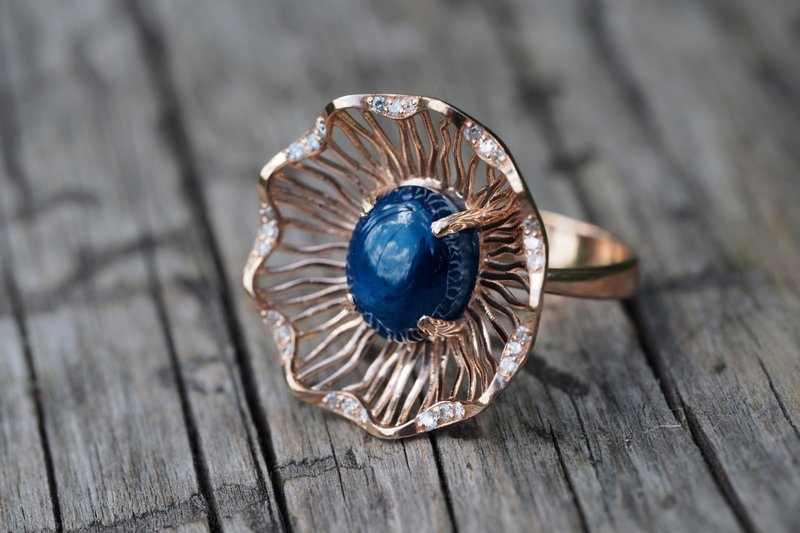 14k  gold ring with star sapphire and diamonds - 戒指 - 貴金屬 金色
