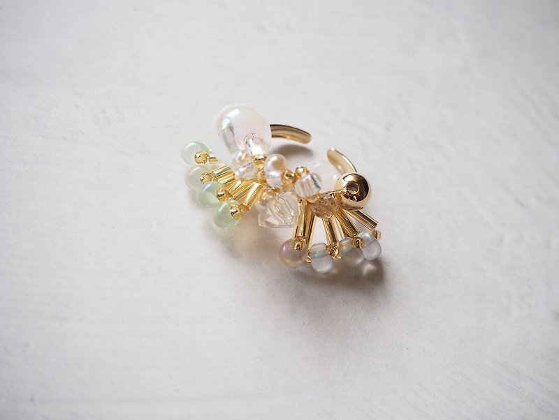 bloom  ring/ear cuff(gold) - General Rings - Acrylic Gold