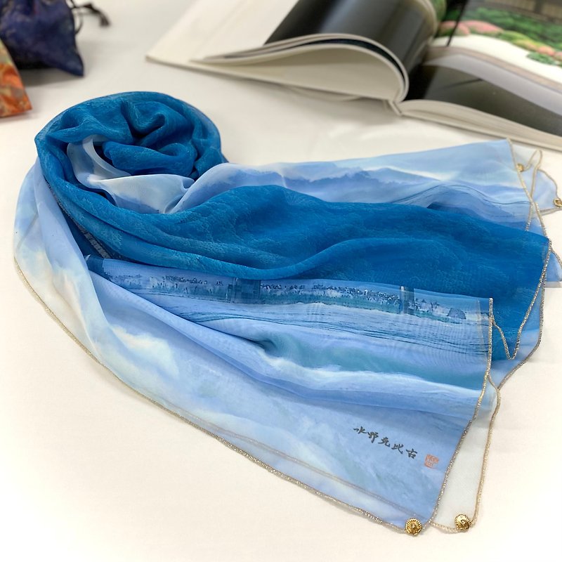 Large chiffon scarf Photographer Katsuhiko Mizuno's work Kyoto Togetsukyo ~Arashiyama~ Ballett Kyoto Soft chiffon fabric Made in Japan - Scarves - Polyester Blue