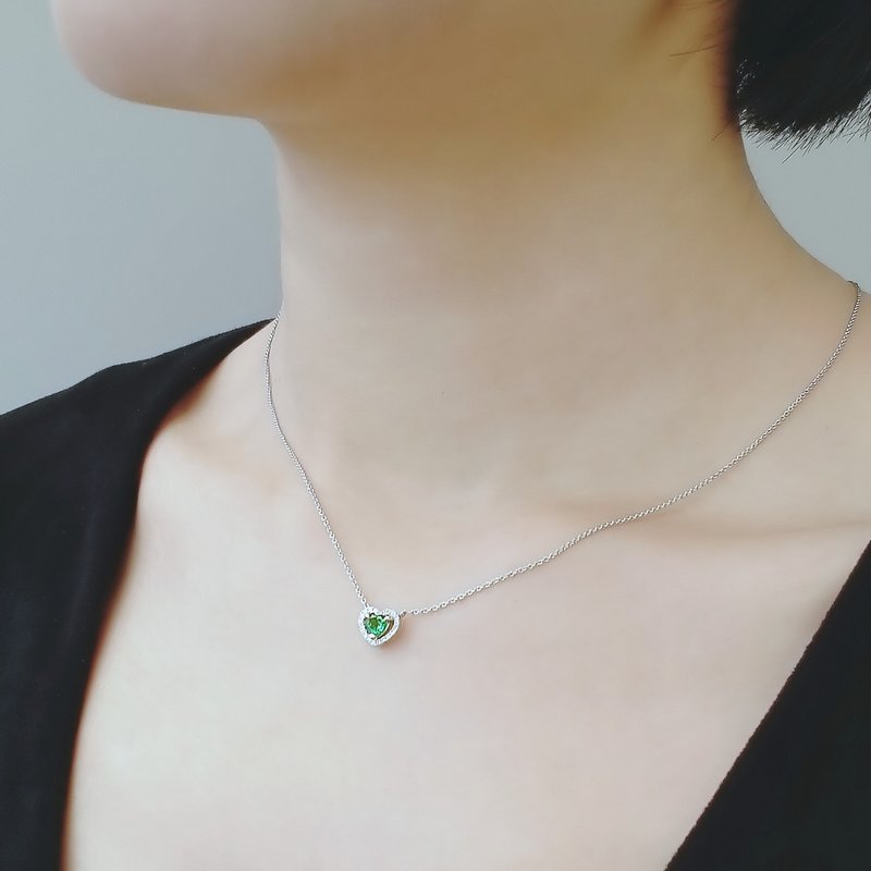 カスタマイズ – 天然ツァボライト ハート型石セット ピュア 14K ホワイト ゴールド ネックレス | - ネックレス - 宝石 グリーン