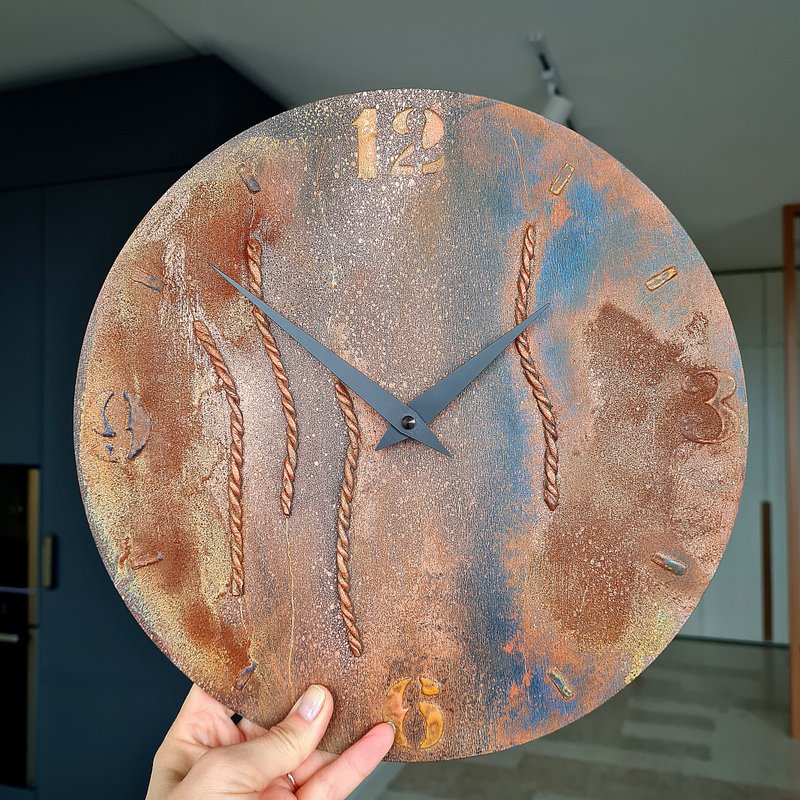 Art unique wall clock Modern farmhouse clock Hand painted wall clock Rusty color - 時鐘/鬧鐘 - 木頭 咖啡色