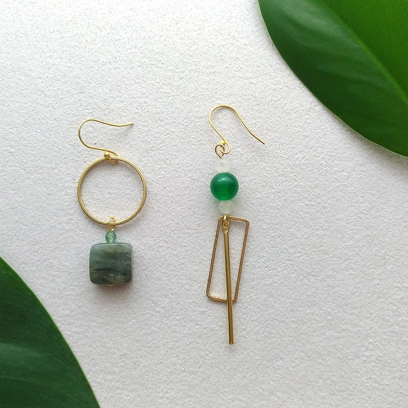e055-碧綠-黃銅馬來玉 針式夾式 耳環 - 耳環/耳夾 - 其他金屬 綠色