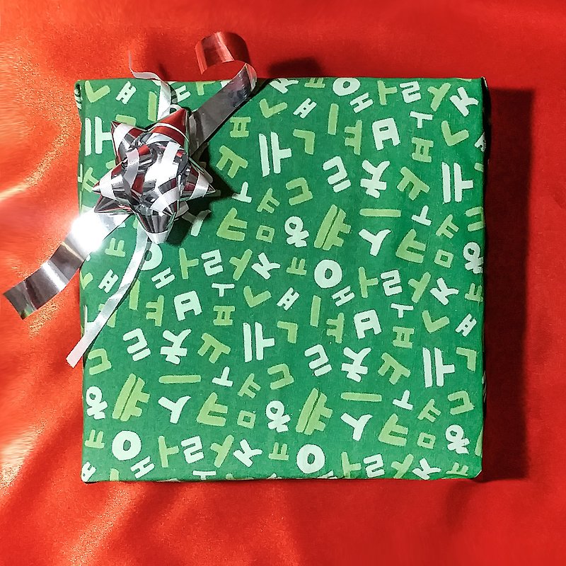【不挑款】 聖誕小福袋 // 給交換禮物價值條件在*300元左右*的你 - 筆盒/筆袋 - 聚酯纖維 綠色