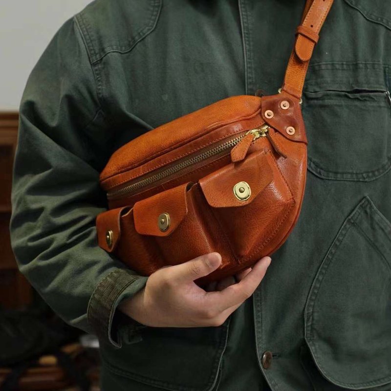 30% off handmade thick vegetable tanned leather chest bag leather men's side backpack retro waist bag shoulder messenger bag - กระเป๋าเป้สะพายหลัง - หนังแท้ 