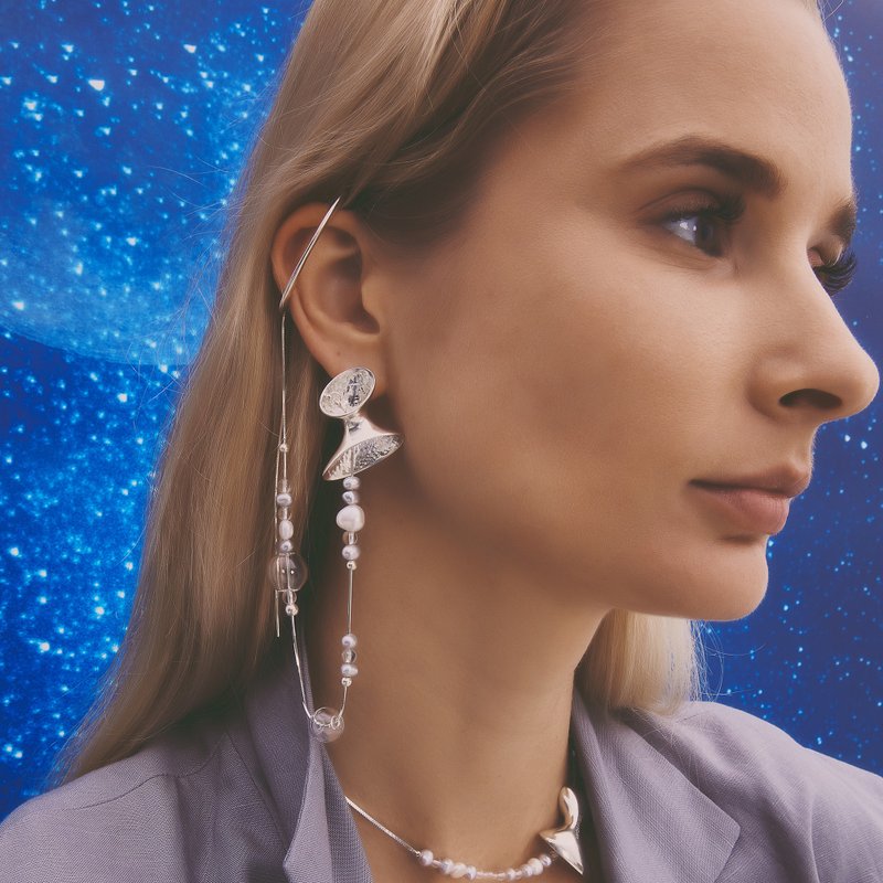 Multiverse - Wormhole Pearl Bubble Earring (Silver) - Earrings & Clip-ons - Sterling Silver Silver