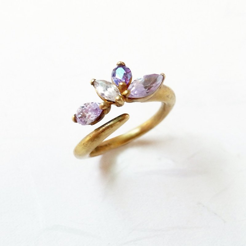 Minimalist pure copper eyelet crystal diamond open ring - four diamond anti allergy copper ornaments - แหวนทั่วไป - โลหะ สีทอง