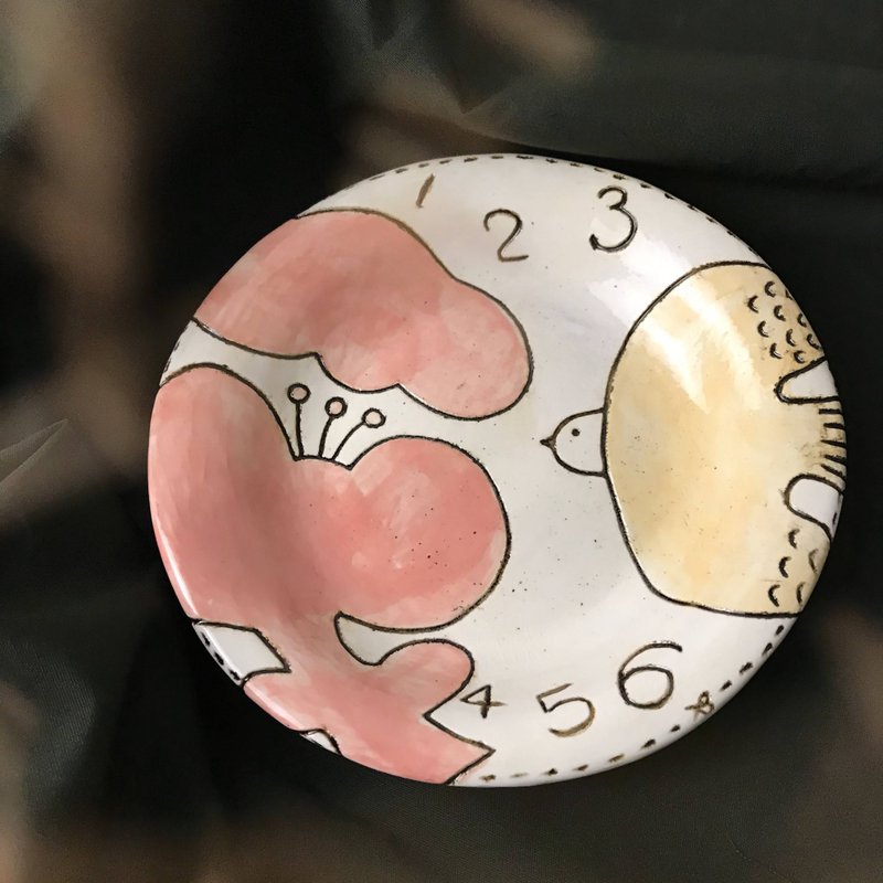 【 小丸 森林 手繪 】 花與鳥 16.5 cm 手刻盤 - 盤子/餐盤/盤架 - 陶 粉紅色