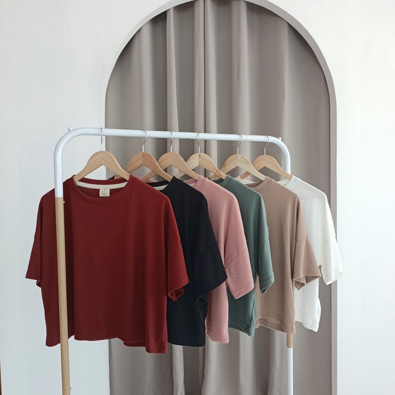 Simply T-shirt (Basic T-shirt/Short sleeved)- 6 Colors - 女 T 恤 - 棉．麻 多色