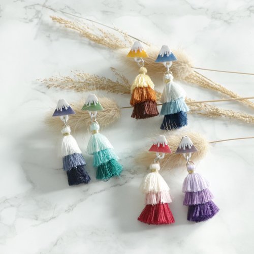 cravis handmade shop 富士山流蘇耳環