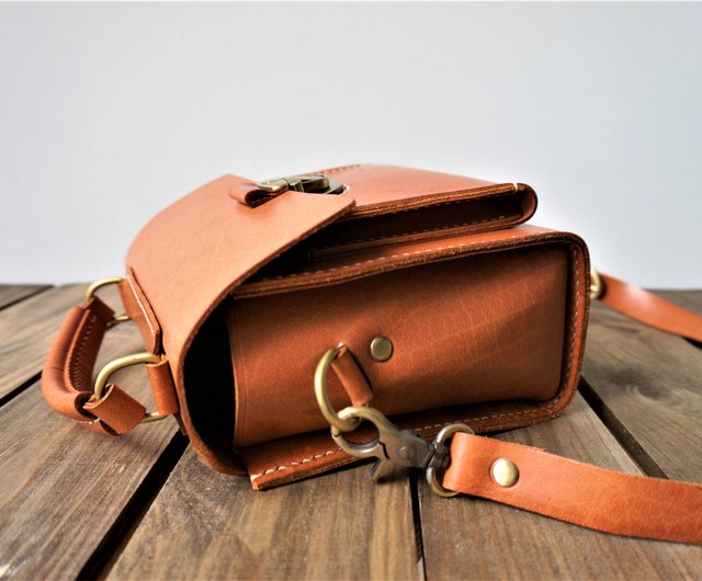 ショルダーバッグ・ポシェット MACOI Classic Simple Square Leather Shoulder Bag Brown $_12.JPG?set_id=880000500F