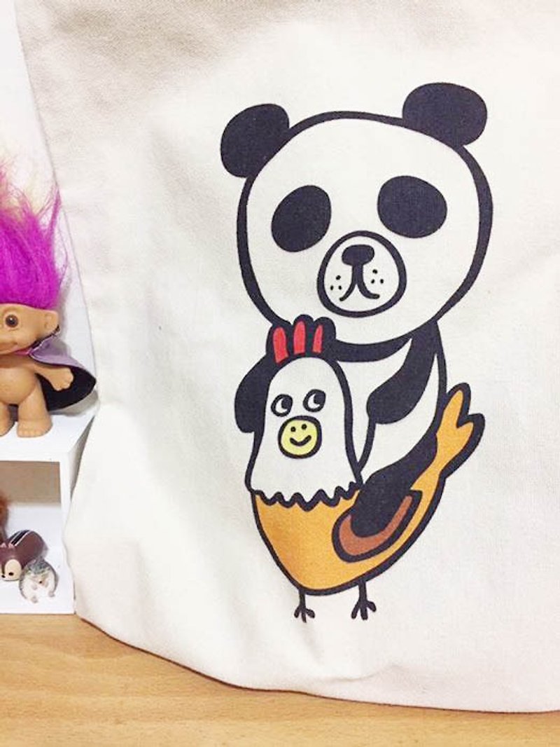 panda雜貨舖-熊貓騎雞帆布包 環保購物袋 - 側背包/斜孭袋 - 棉．麻 