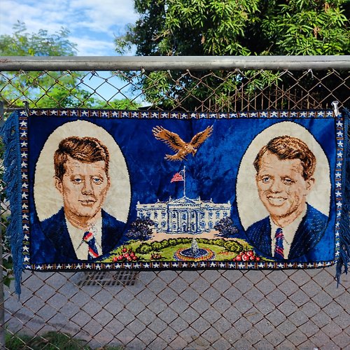 goodviewvintageshop Vintage 60s President John F. Kennedy JFK Bobby Kennedy White House Tapestry