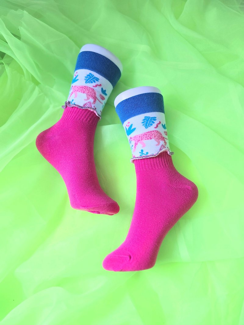 ブルー×ピンク 豹　カラフルメロウソックス 派手靴下 個性的 22.5〜25 女性靴下 socks - ソックス - その他の素材 ブルー