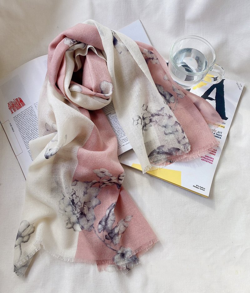 Ireland Galway Merino Wool Scarf Pink Floral 65x180cm - ผ้าพันคอถัก - ขนแกะ สึชมพู