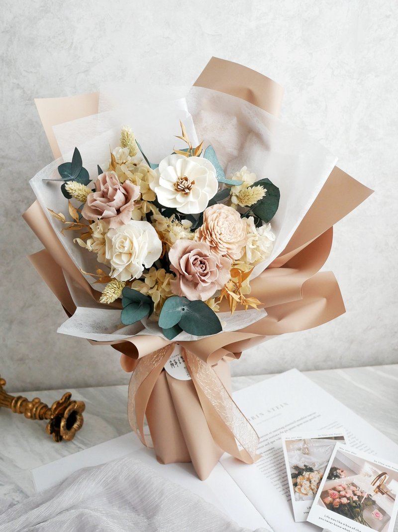 Medium-sized permanent rose bouquet [Qianguri] Wedding/Birthday/Confession/Eternal Flower/Chinese Valentine's Day - ช่อดอกไม้แห้ง - พืช/ดอกไม้ สีกากี