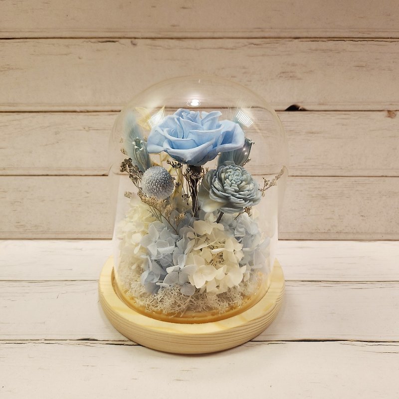 Everlasting Rose Glass Lampshade(M)-Powder Blue - ช่อดอกไม้แห้ง - พืช/ดอกไม้ สีน้ำเงิน