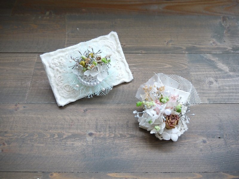 【Elegant and romantic】 dry flower pins / brooch (single sale, please tell which one) - Brooches - Plants & Flowers White