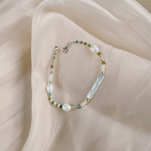kilakila studio 【4色】粼粼 天然石手鍊 925銀飾 綠碧璽 淡水珍珠 客製化飾品
