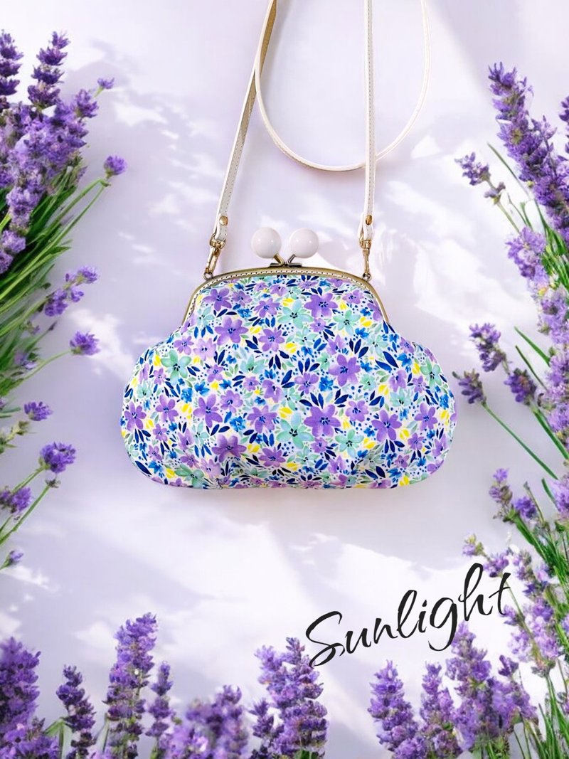 Sunlight flower handmade - fresh purple garden large mouth gold bag crossbody bag shoulder bag storage bag optional cloth order - กระเป๋าแมสเซนเจอร์ - ผ้าฝ้าย/ผ้าลินิน 