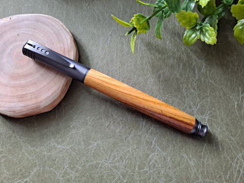 雄讚工坊 綠檀木 原木 手工筆 鋼筆