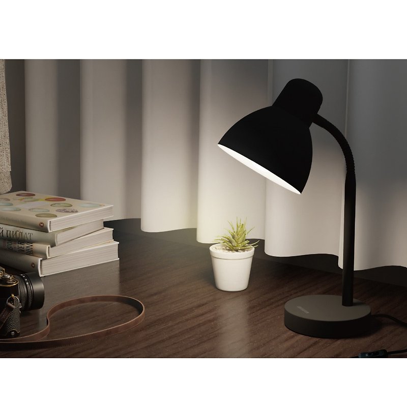 【AIWA】WD-23S Work Desk Lamp - เครื่องใช้ไฟฟ้าขนาดเล็กอื่นๆ - วัสดุอื่นๆ สีดำ