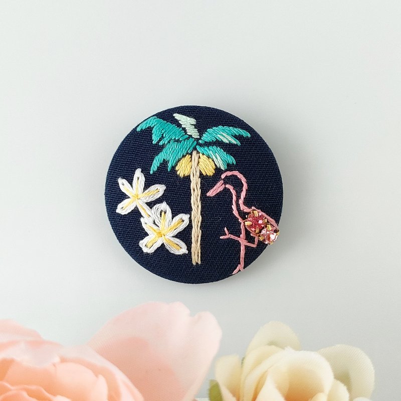 ヤシの木とフラミンゴの刺繍ブローチ - 胸針 - 棉．麻 綠色