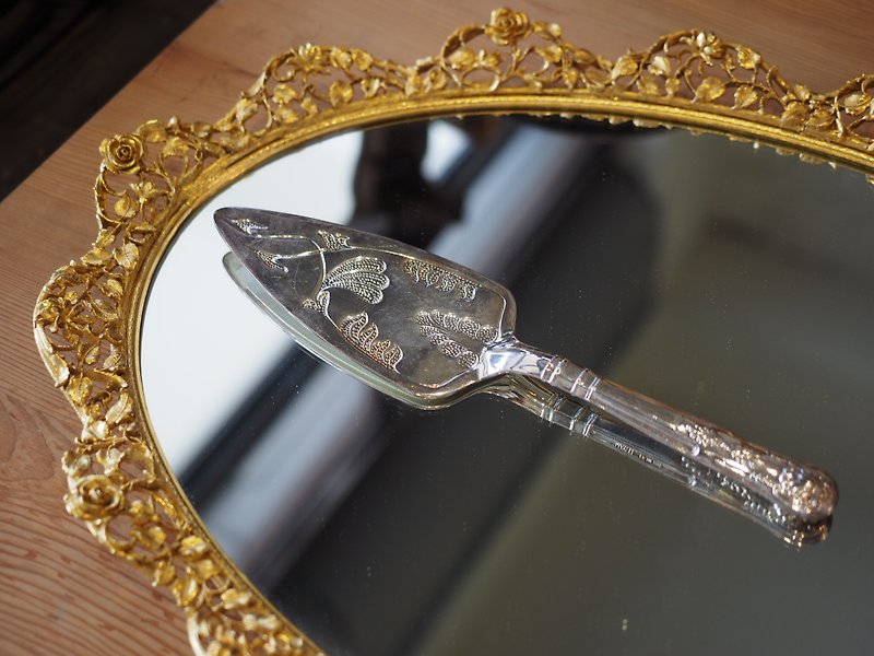 Early English silver cake knife / knife pie - ช้อนส้อม - โลหะ สีเงิน