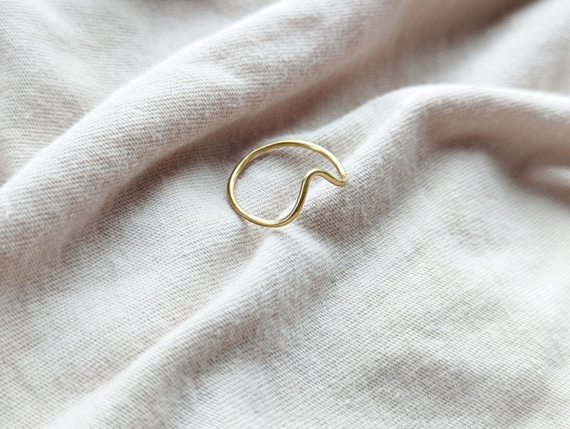 Concave · Irregular thin ring - General Rings - Copper & Brass Gold