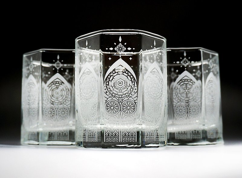 Snow Flower Cathedral [Octa] - Cups - Glass Transparent
