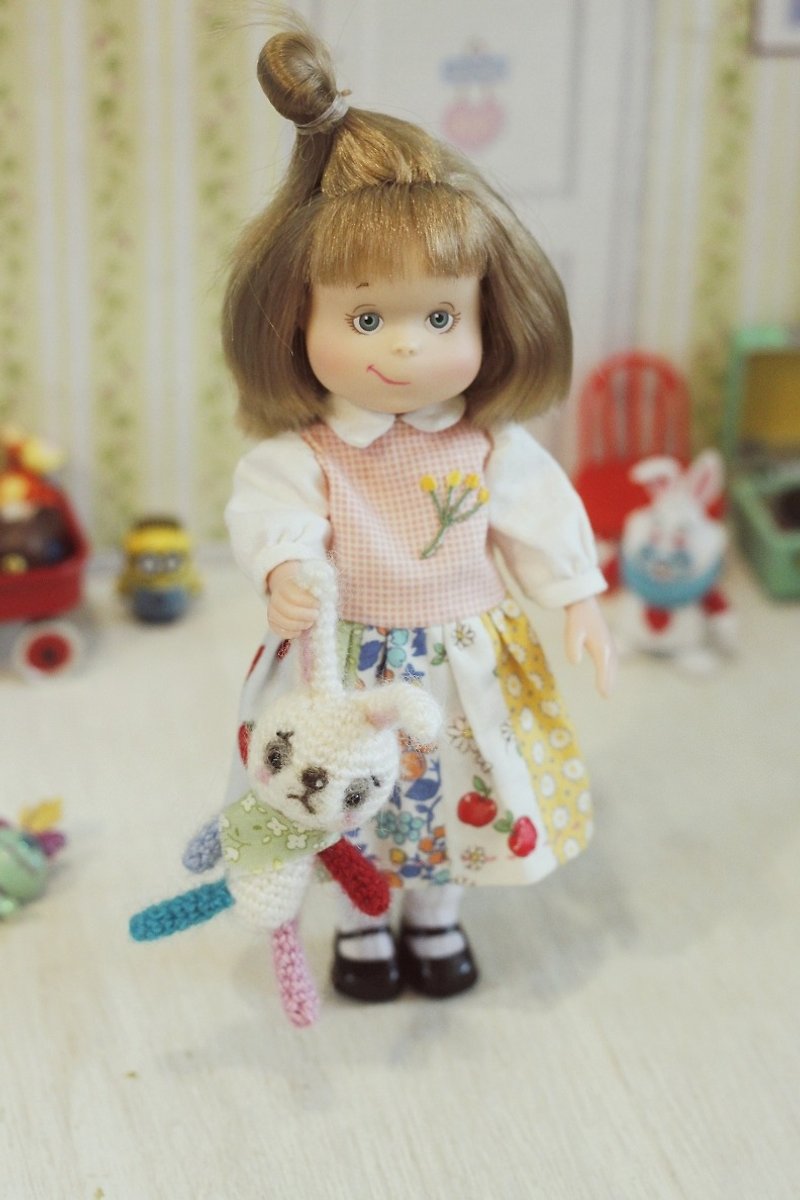 手工編織小兔娃娃別針。適合當1/6娃的拍攝道具如blythe,holala - 嬰幼兒玩具/毛公仔 - 羊毛 白色